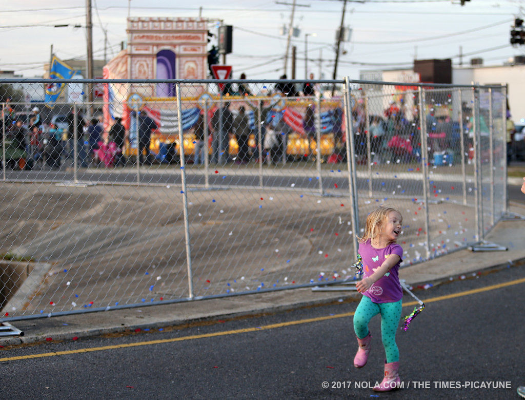 Corps de Napoleon rolls in Metairie: See Mardi Gras parade photos